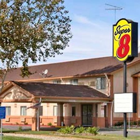 Super 8 By Wyndham Уиллоус Экстерьер фото